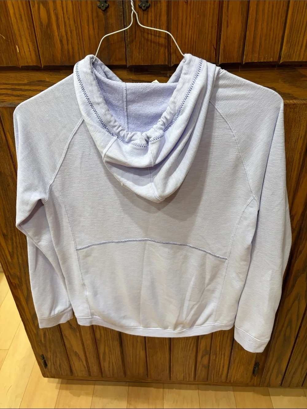 Under Armour Men's Lavender Crewneck Hoodie with Blue Logo size Medium